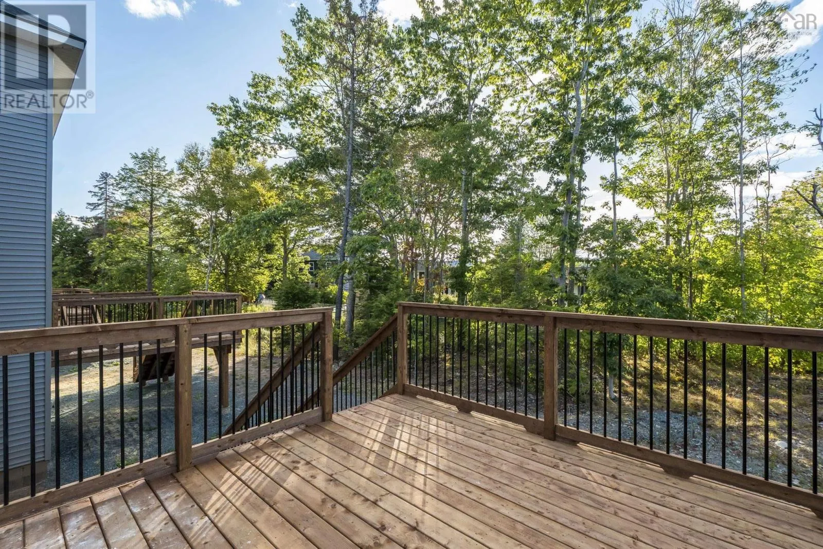 PC48 5 Pearlgarden Close
