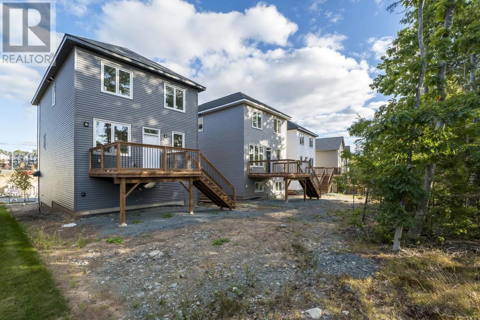 PC48 5 Pearlgarden Close