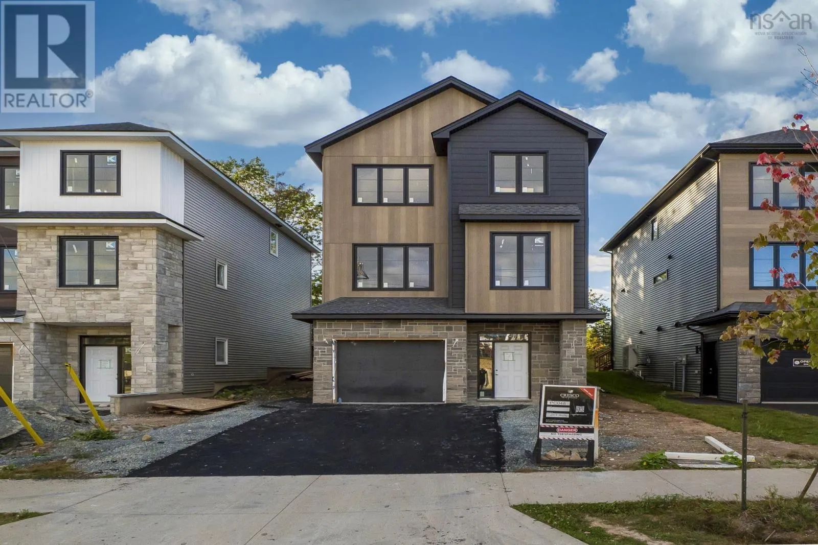 PC48 5 Pearlgarden Close