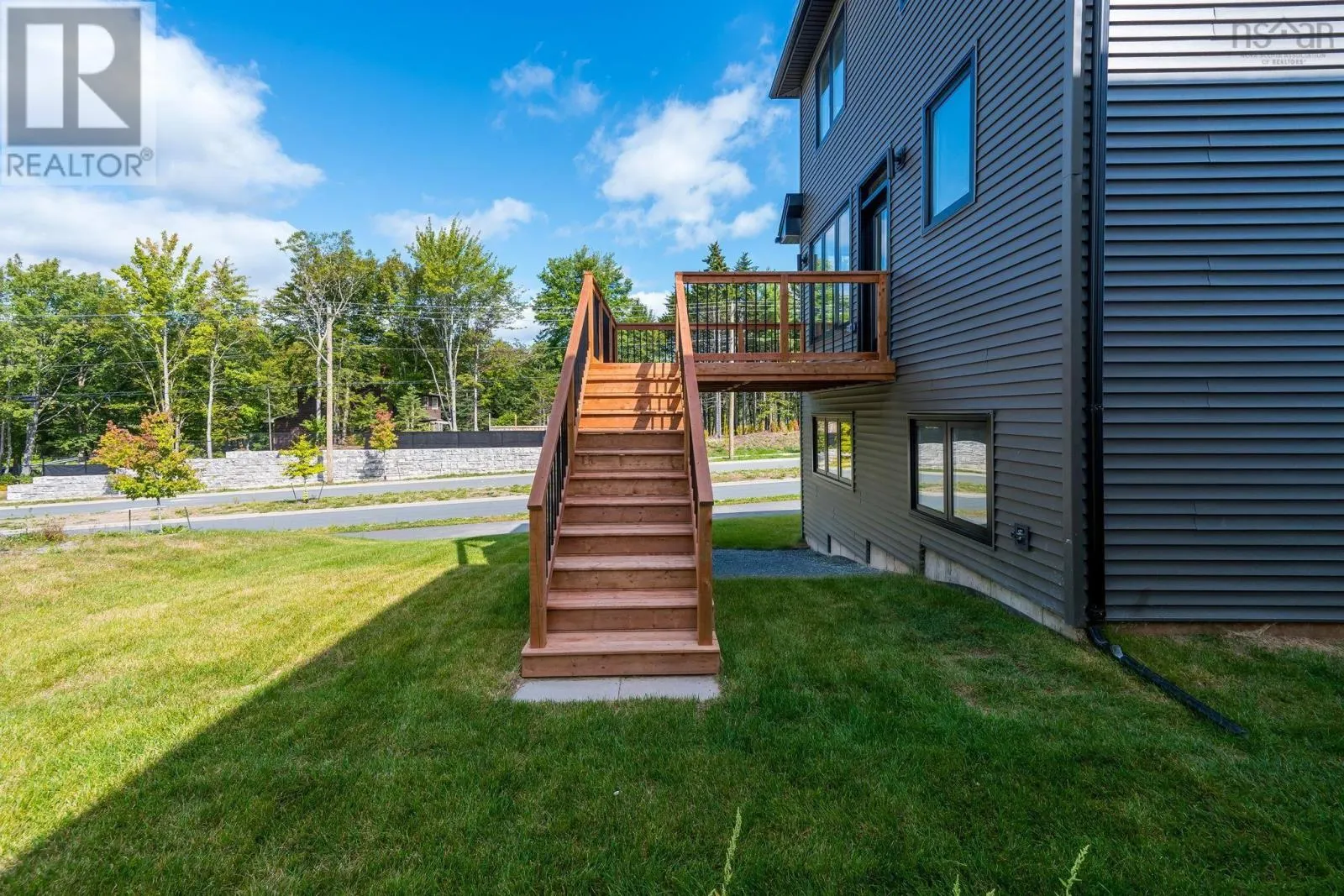 PC49 1 Pearlgarden Close