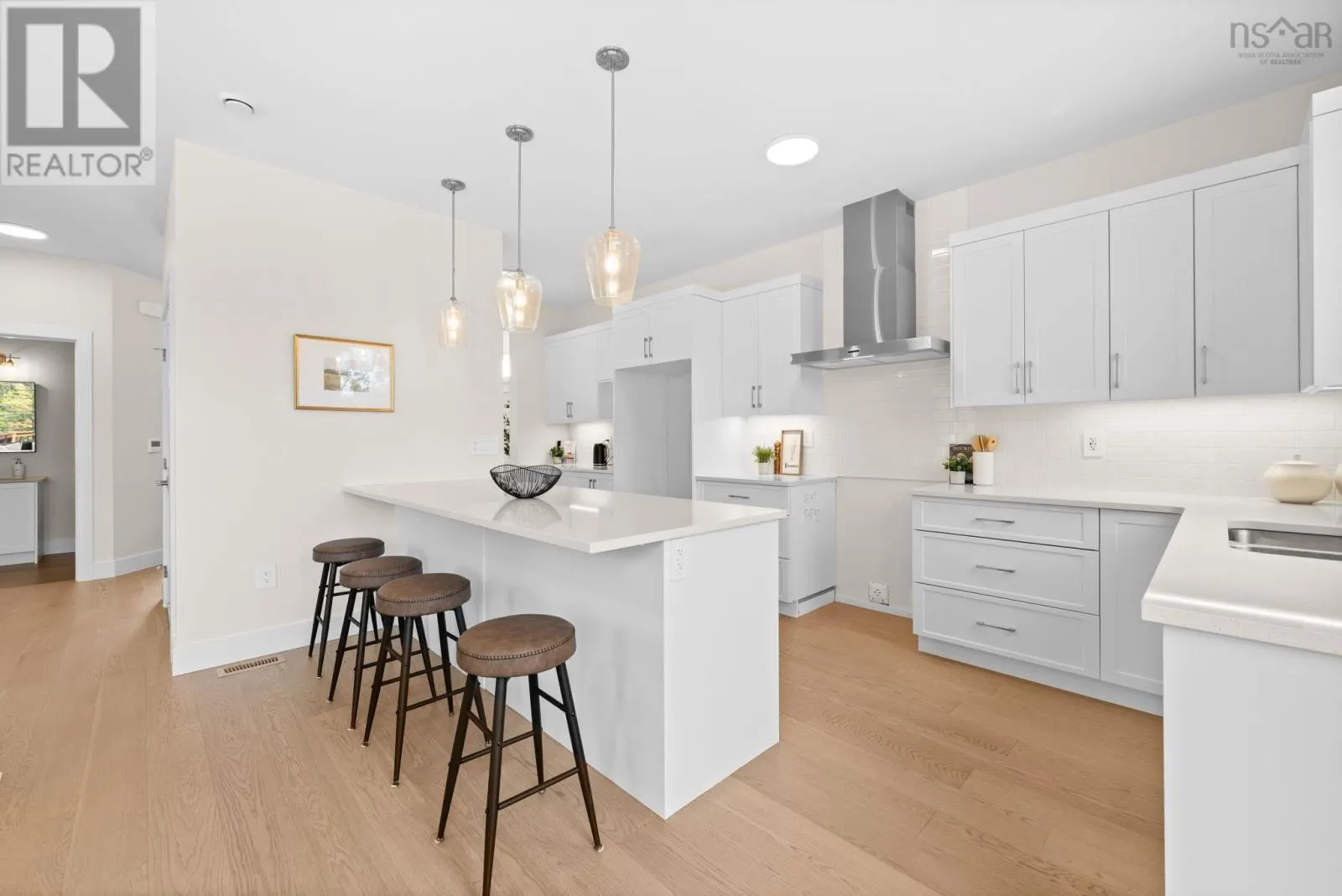 PC49 1 Pearlgarden Close