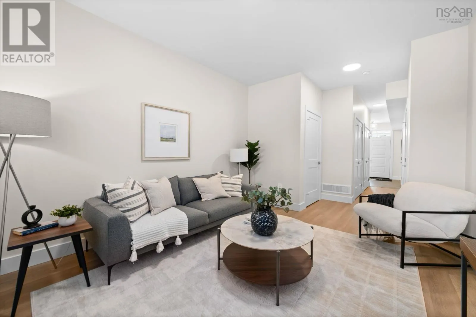PC49 1 Pearlgarden Close