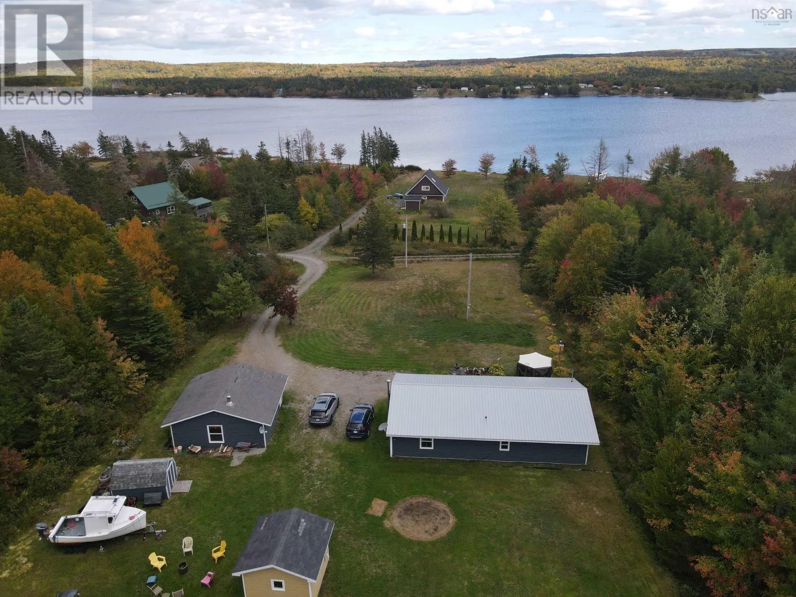 5231 Grand Mira North Road