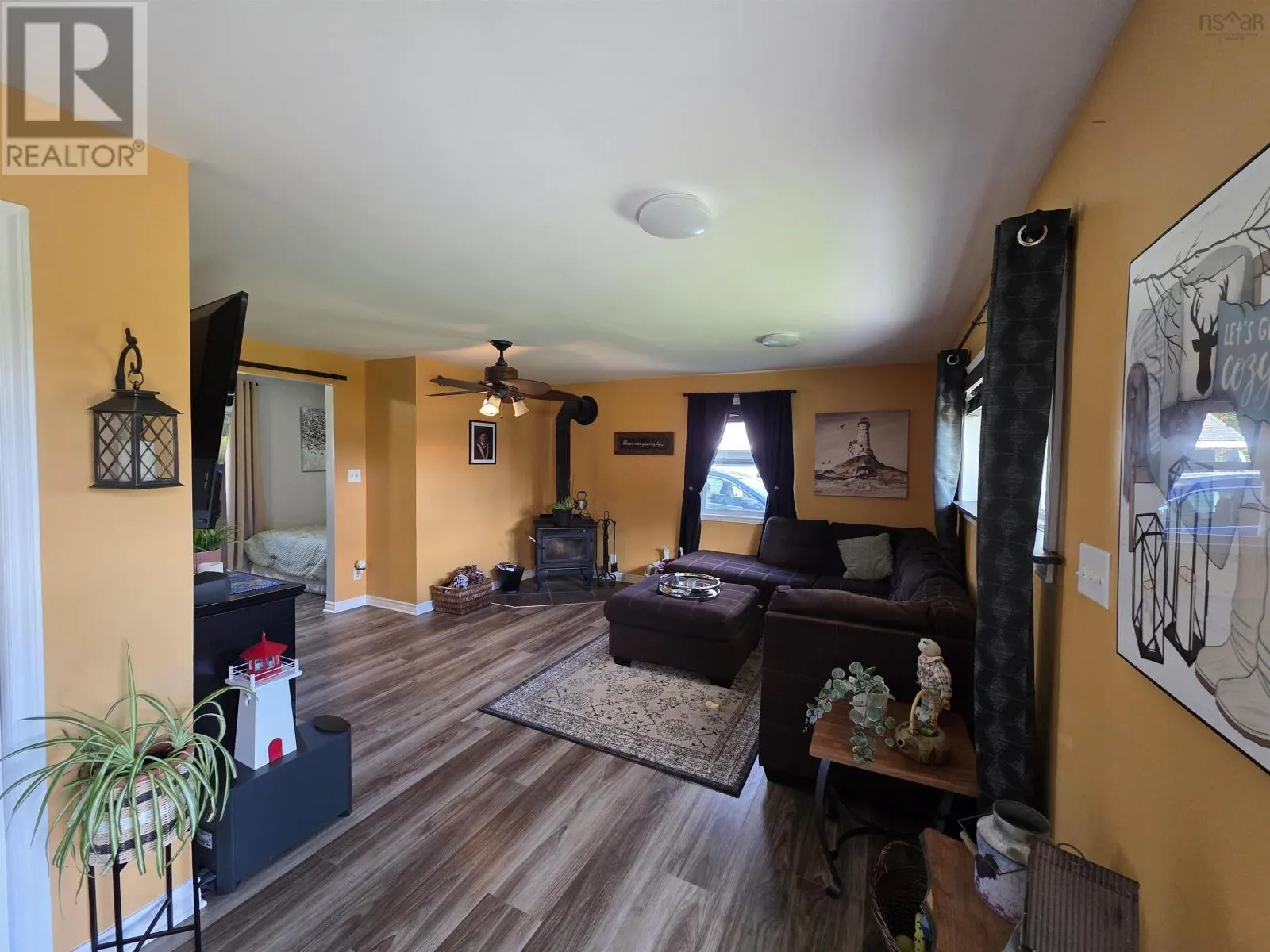 5231 Grand Mira North Road