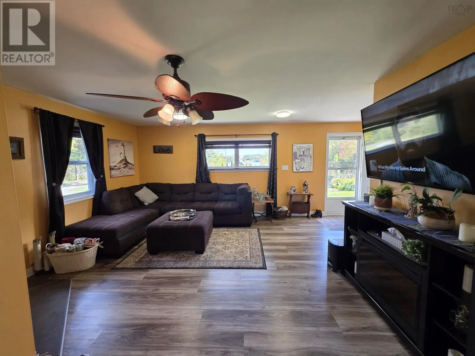 5231 Grand Mira North Road