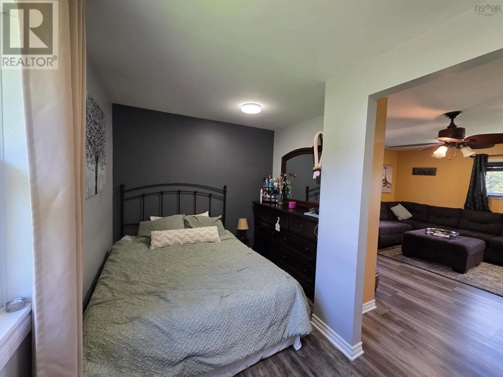 5231 Grand Mira North Road