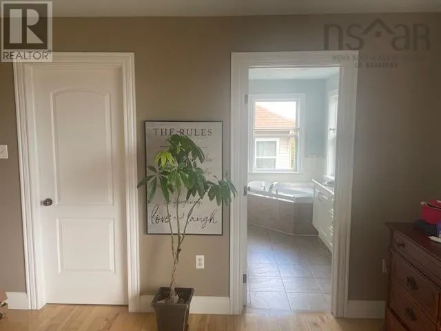 50 Lindenwood Terrace