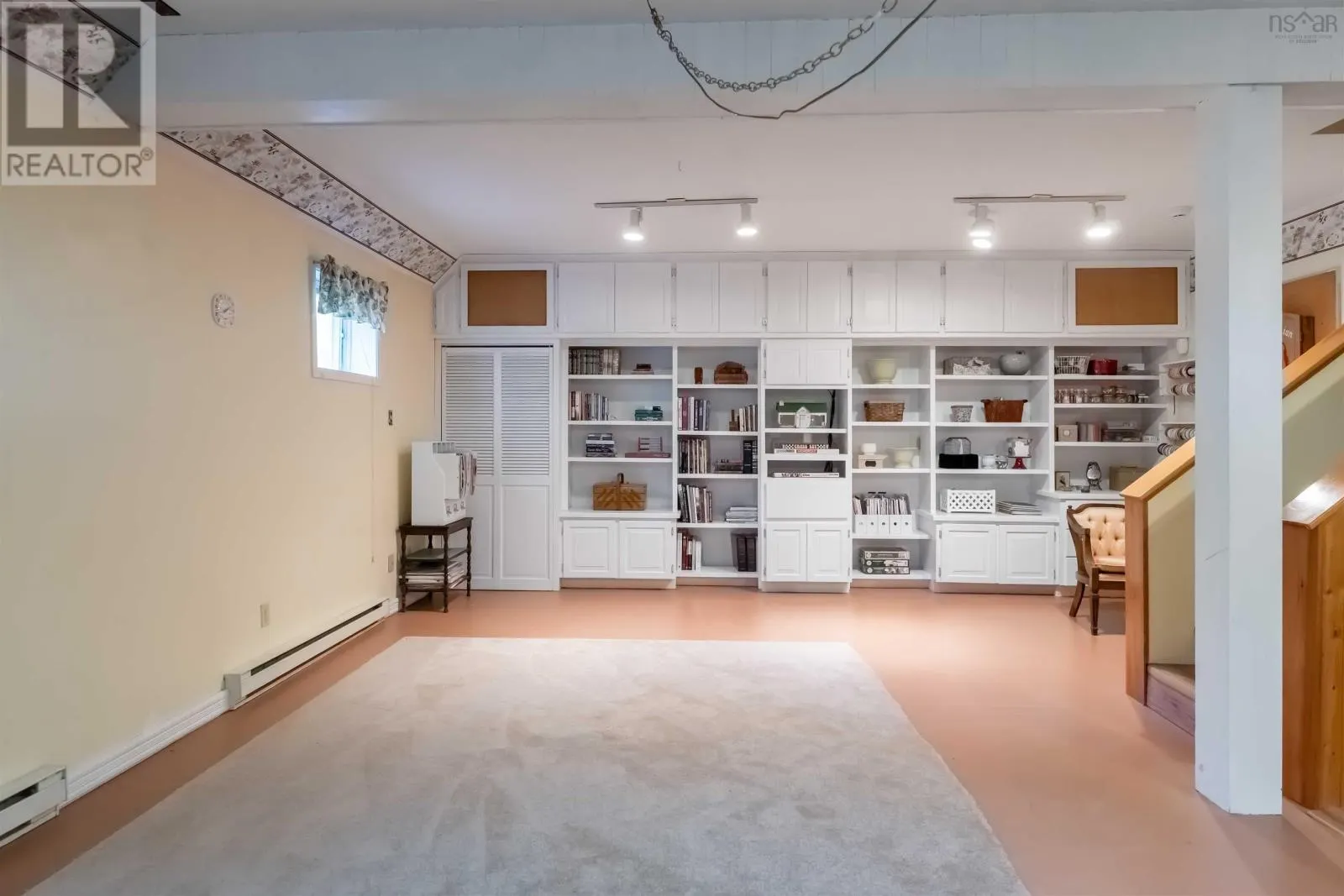 103 Elizabeth Dr  NS B4N 0K2