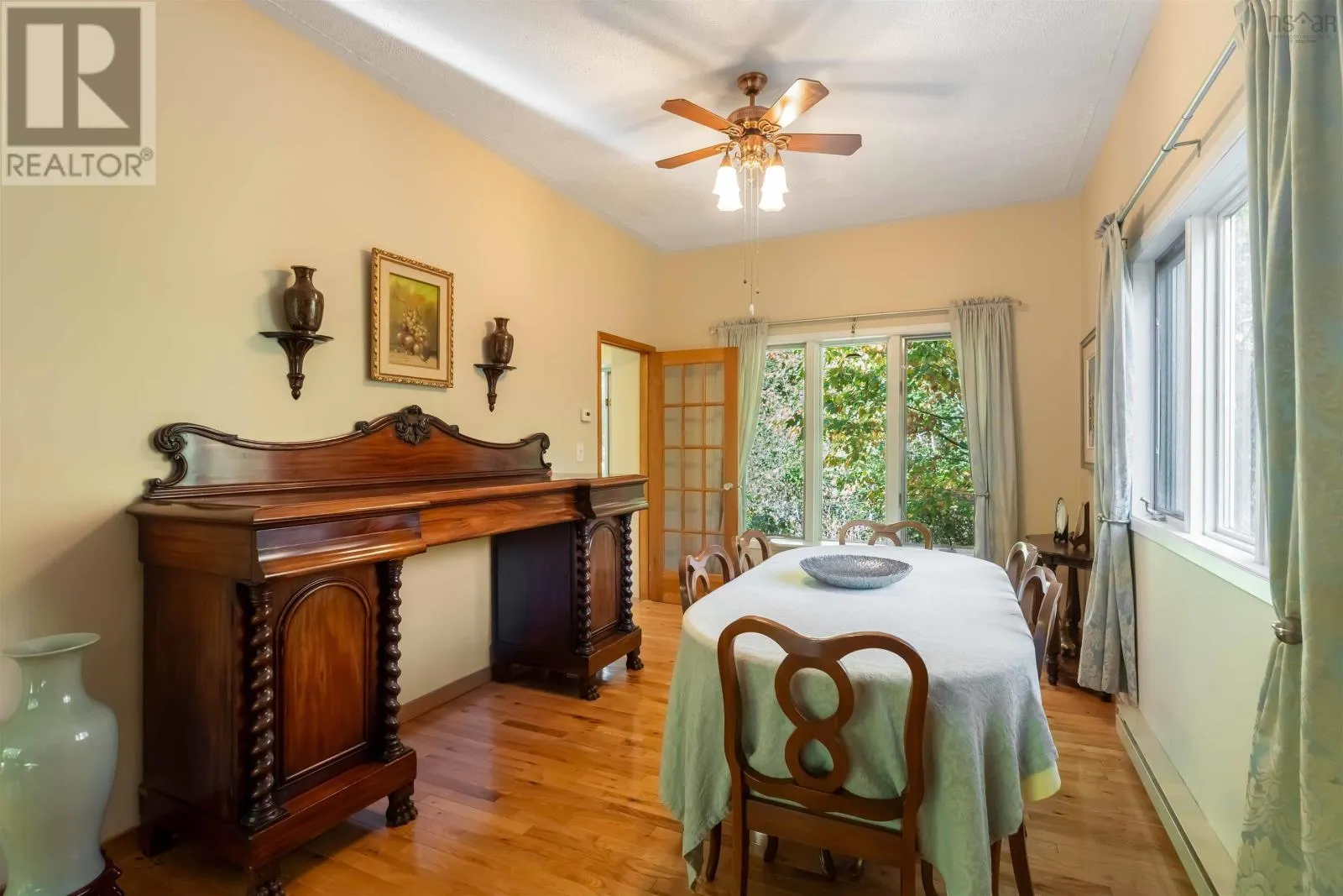 103 Elizabeth Dr  NS B4N 0K2