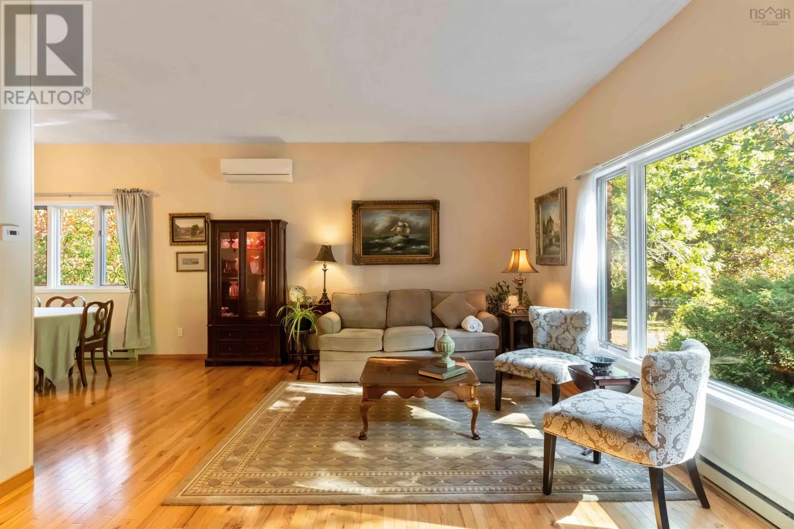 103 Elizabeth Dr  NS B4N 0K2