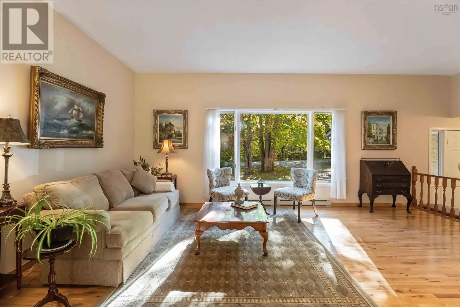 103 Elizabeth Dr  NS B4N 0K2
