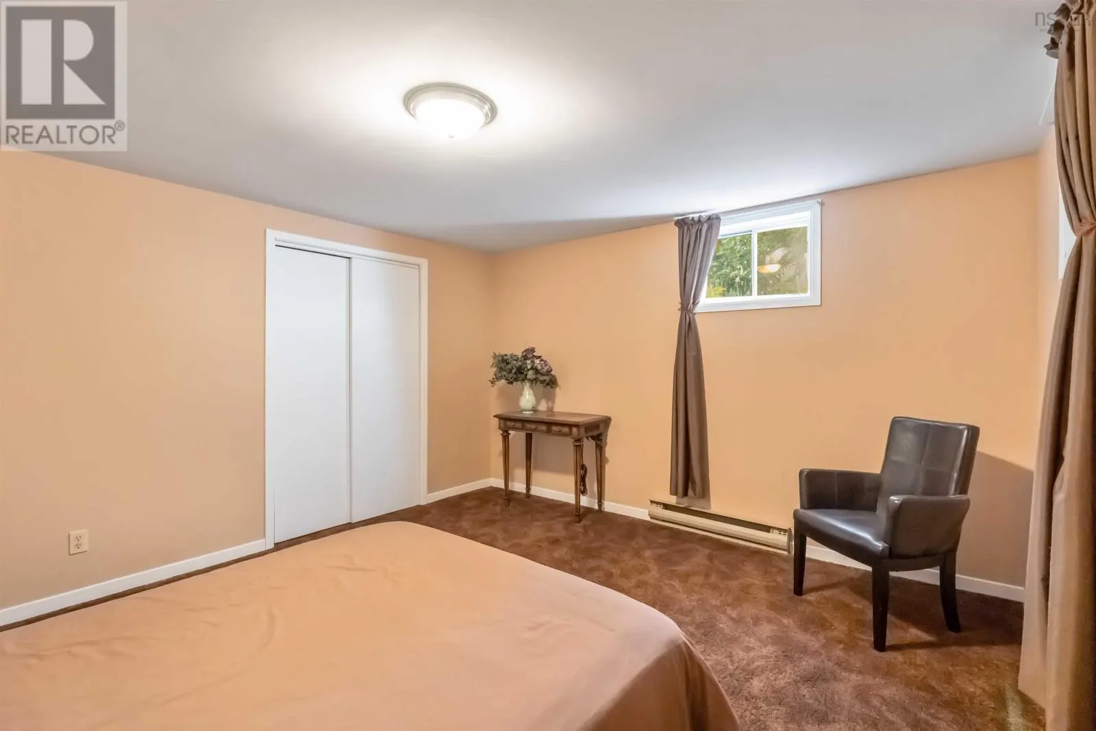 103 Elizabeth Dr  NS B4N 0K2