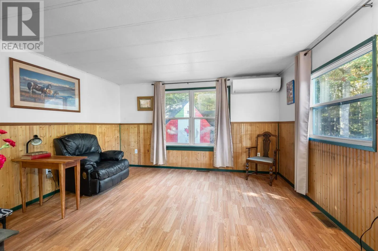 1050 Roseberry Road