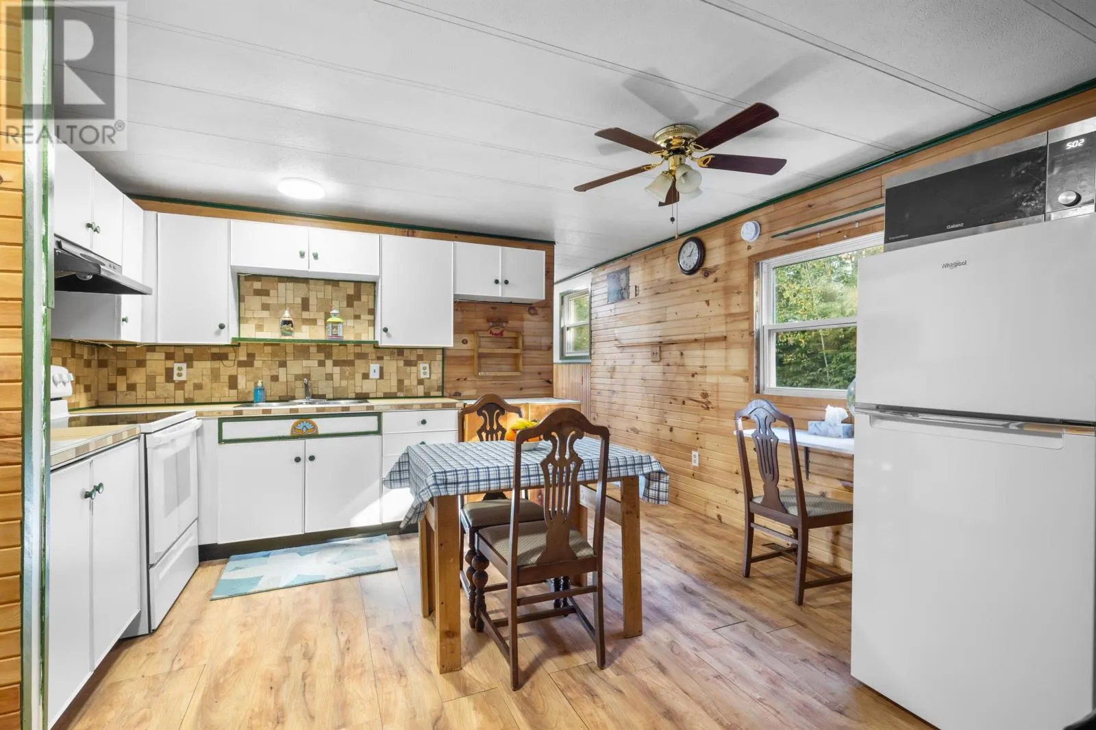 1050 Roseberry Road