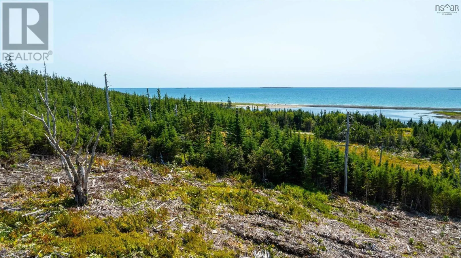 20 Kaakwogook Way