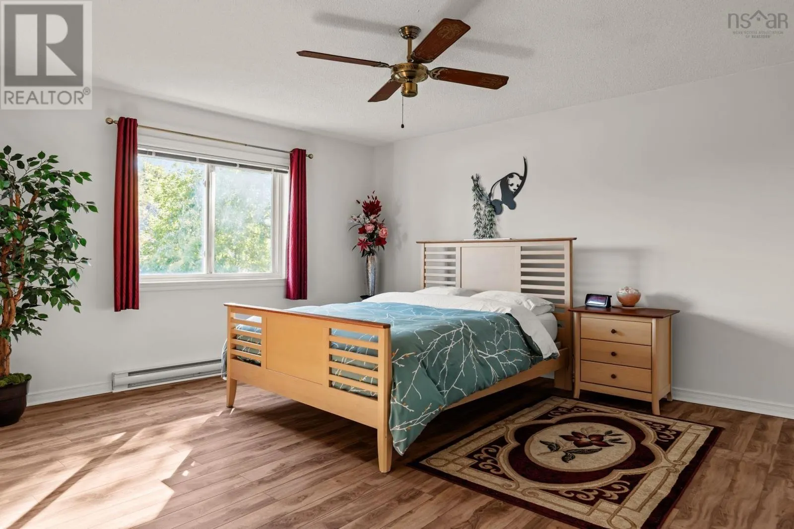 303 5570 Heatherwood Court
