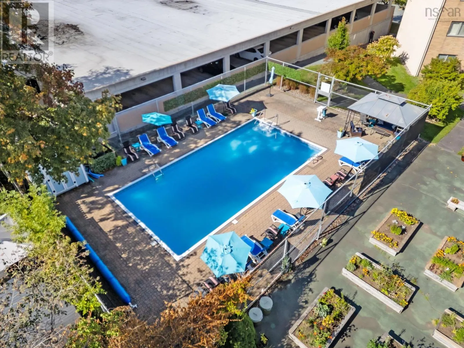 303 5570 Heatherwood Court