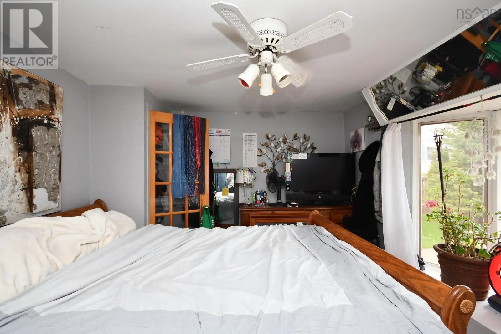 286 Parklane Drive