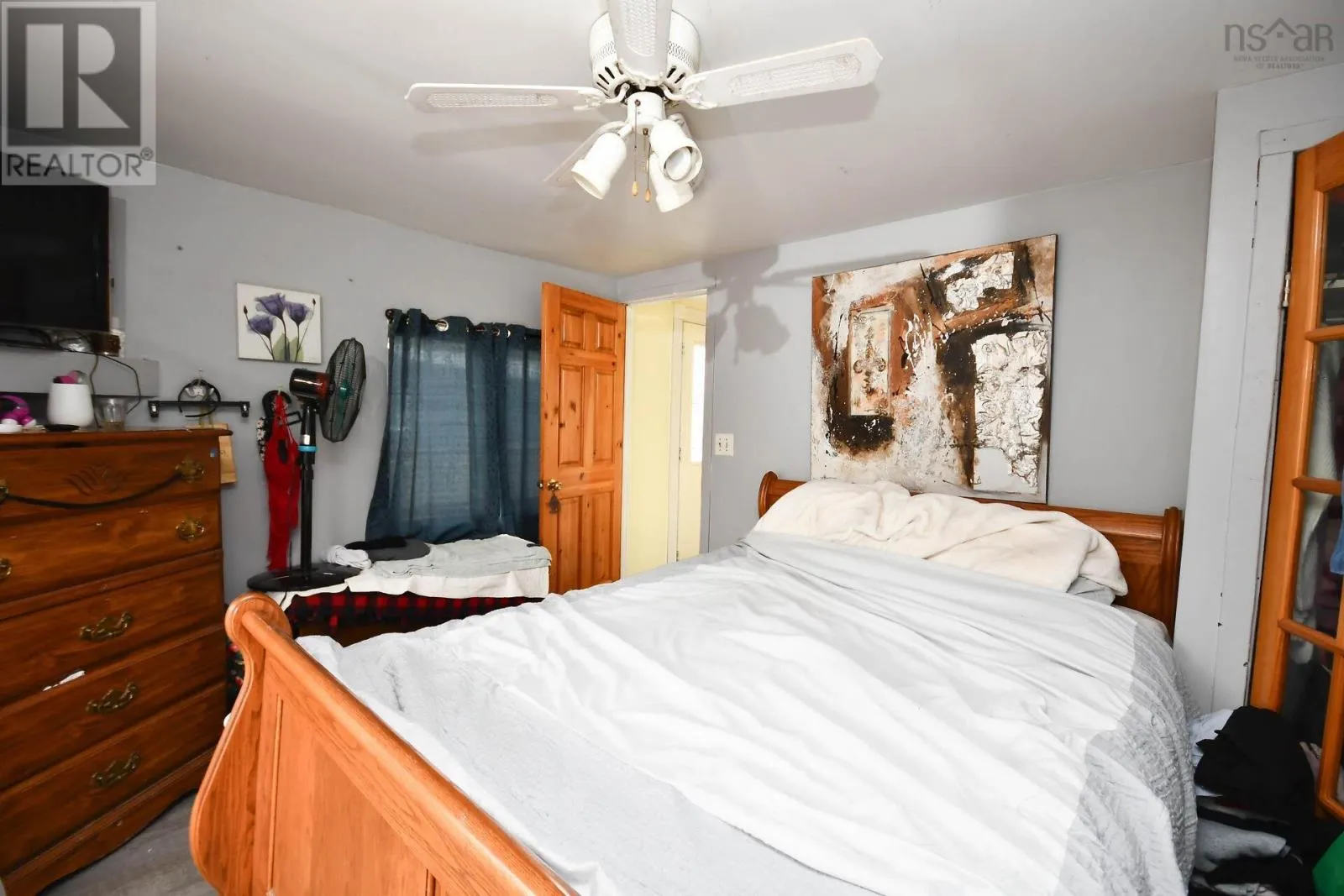 286 Parklane Drive