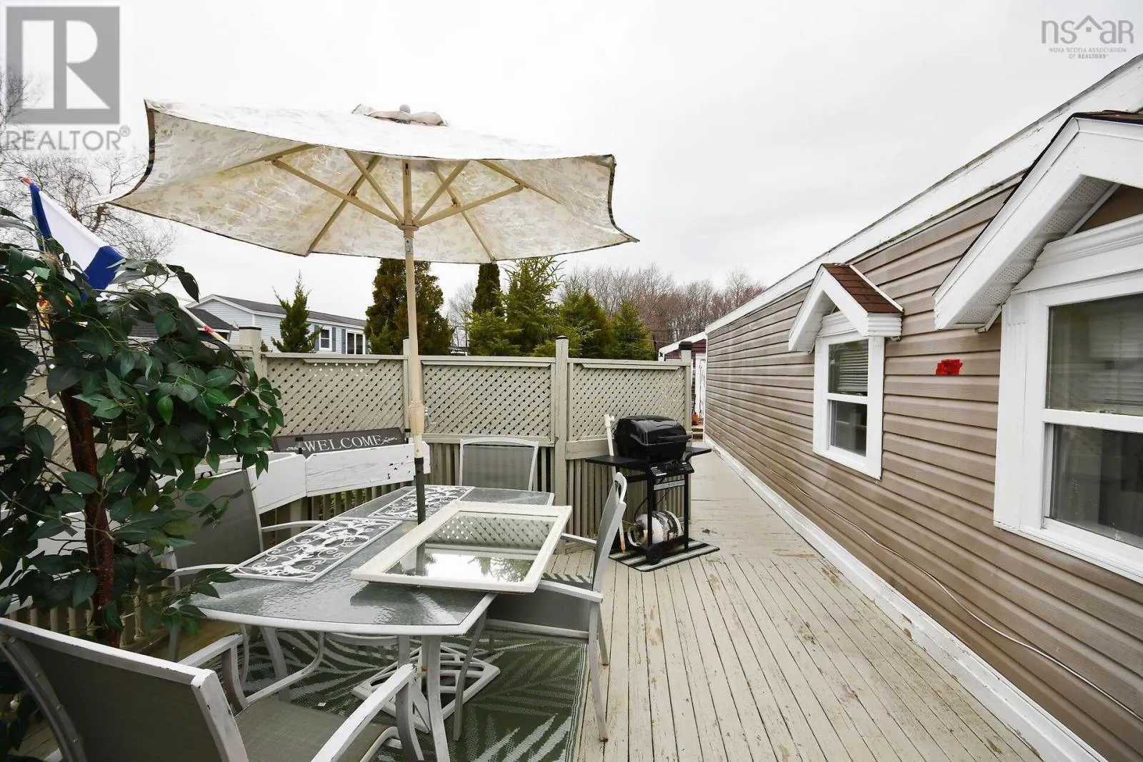 286 Parklane Drive