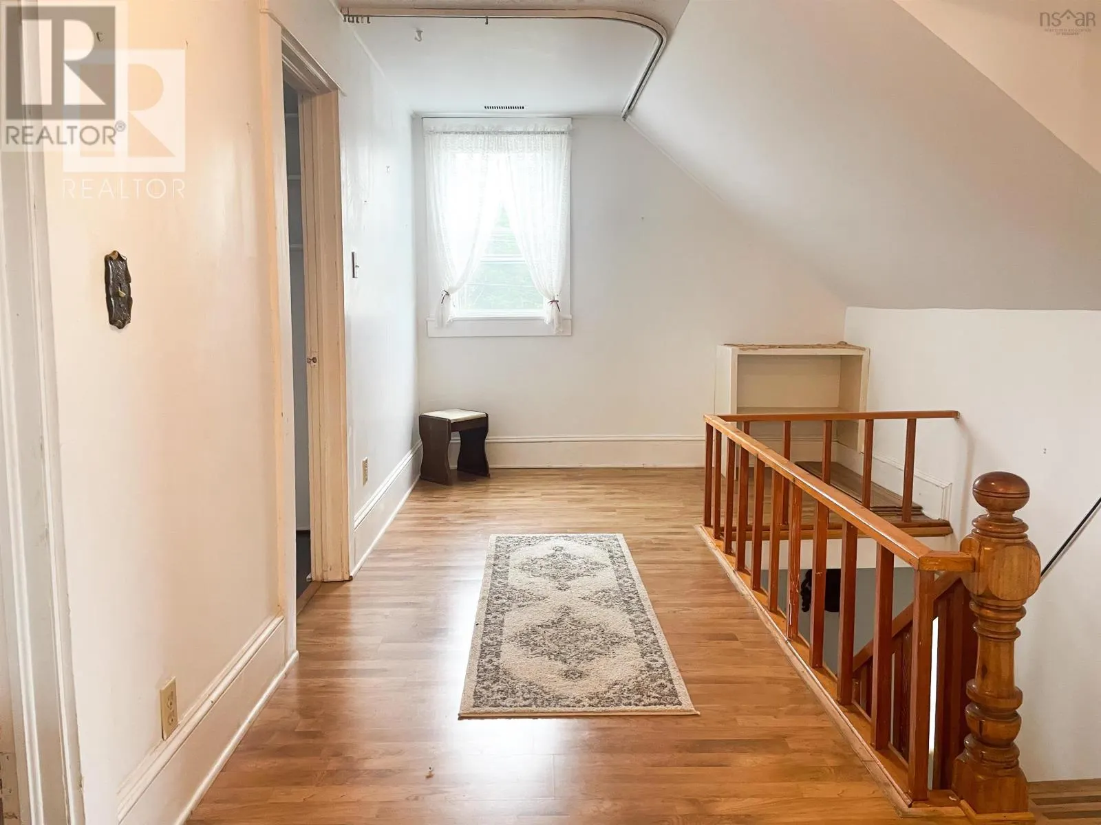 11 Harbourview Drive