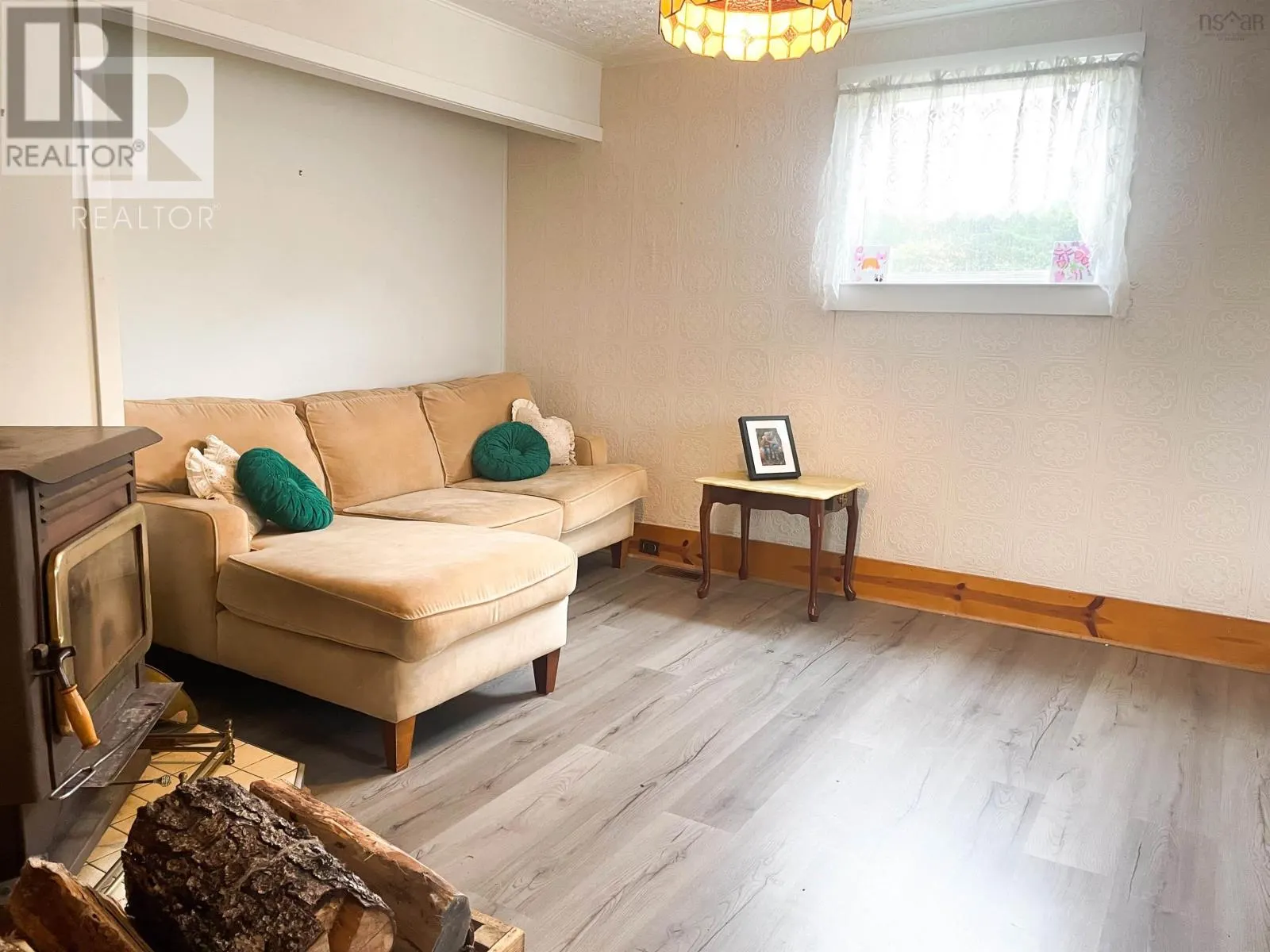 11 Harbourview Drive
