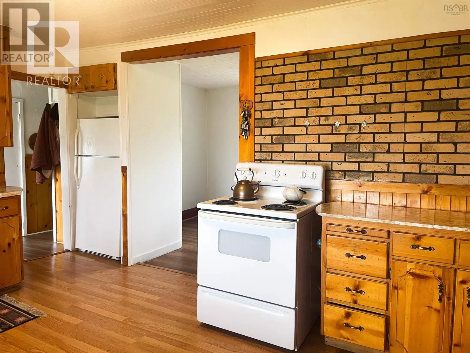11 Harbourview Drive