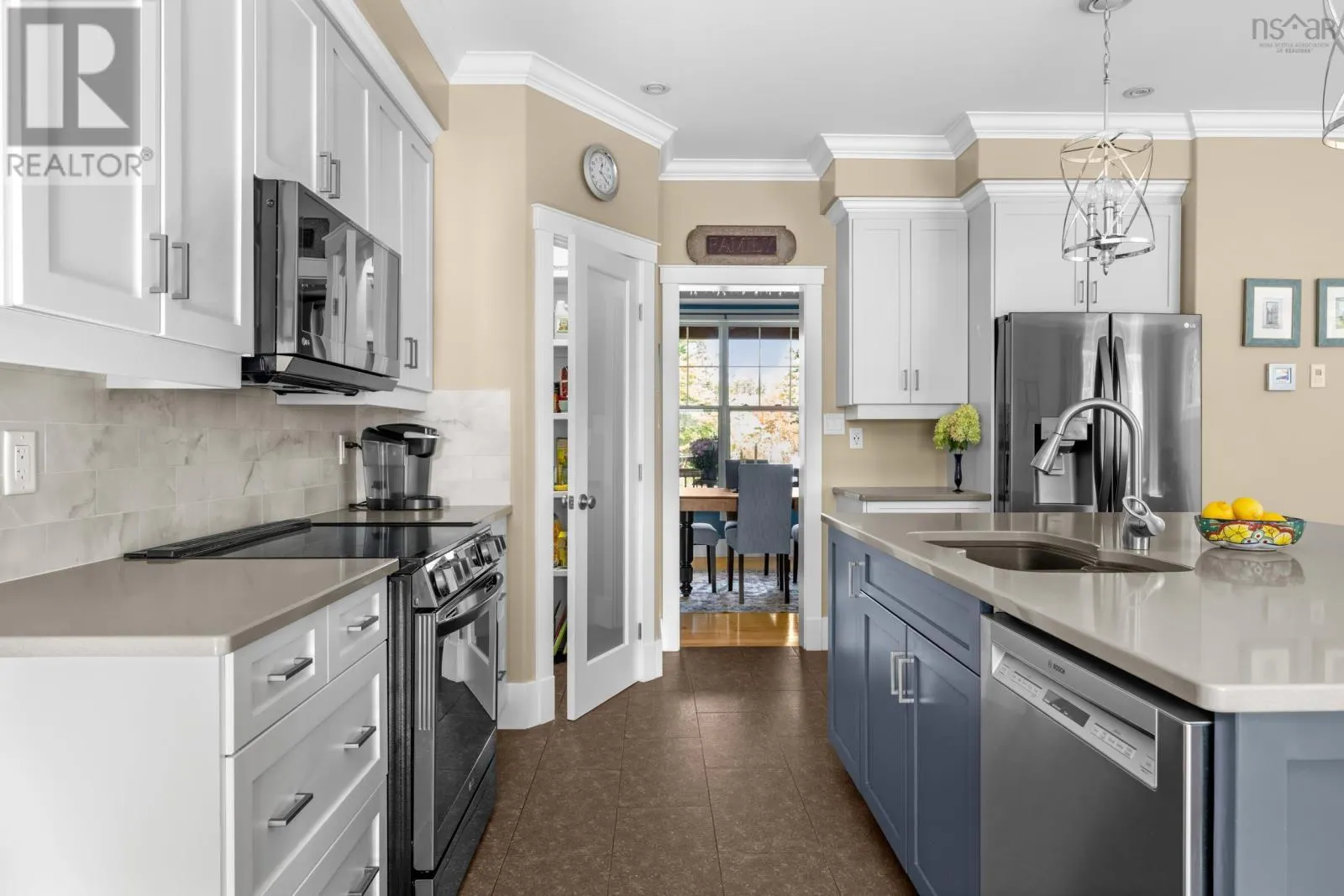 156 Keep Crescent