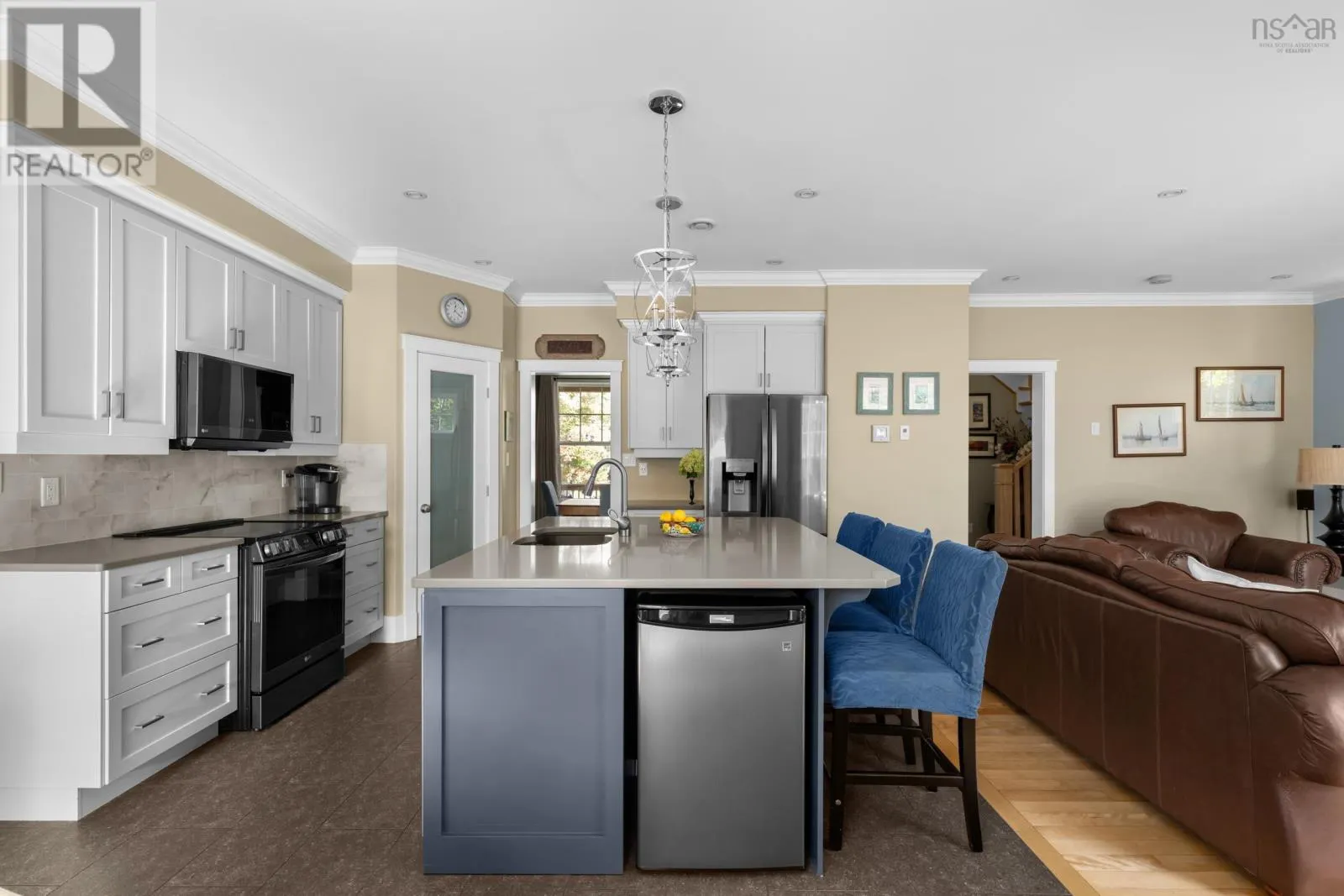 156 Keep Crescent
