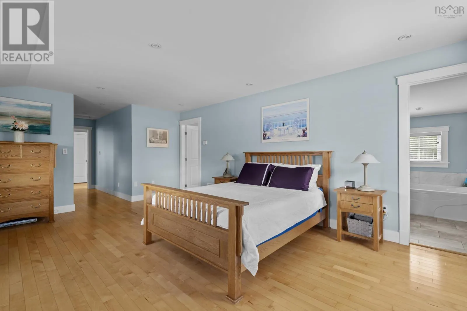 156 Keep Crescent