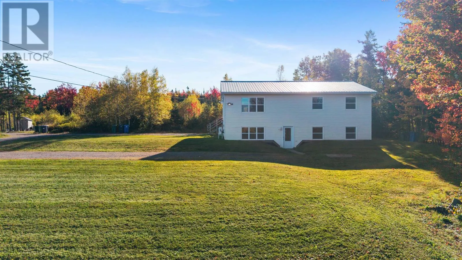 4/6 Elroy Lane