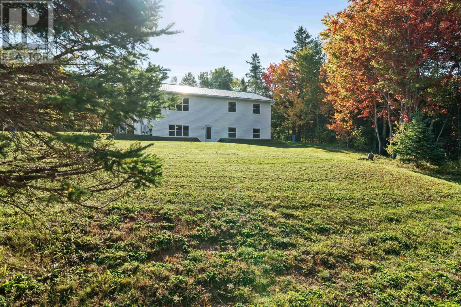 4/6 Elroy Lane
