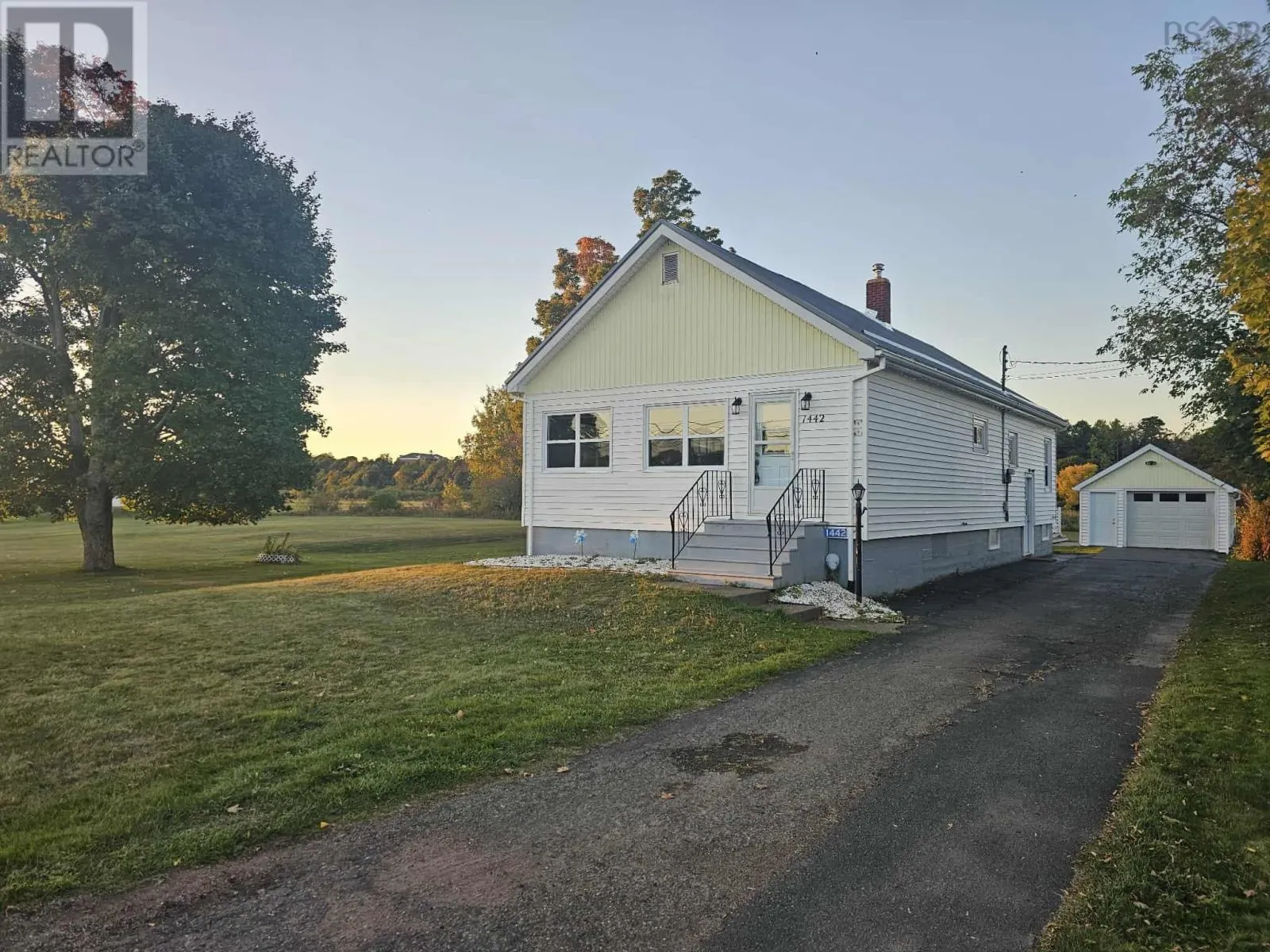 1442 Salmon River Road