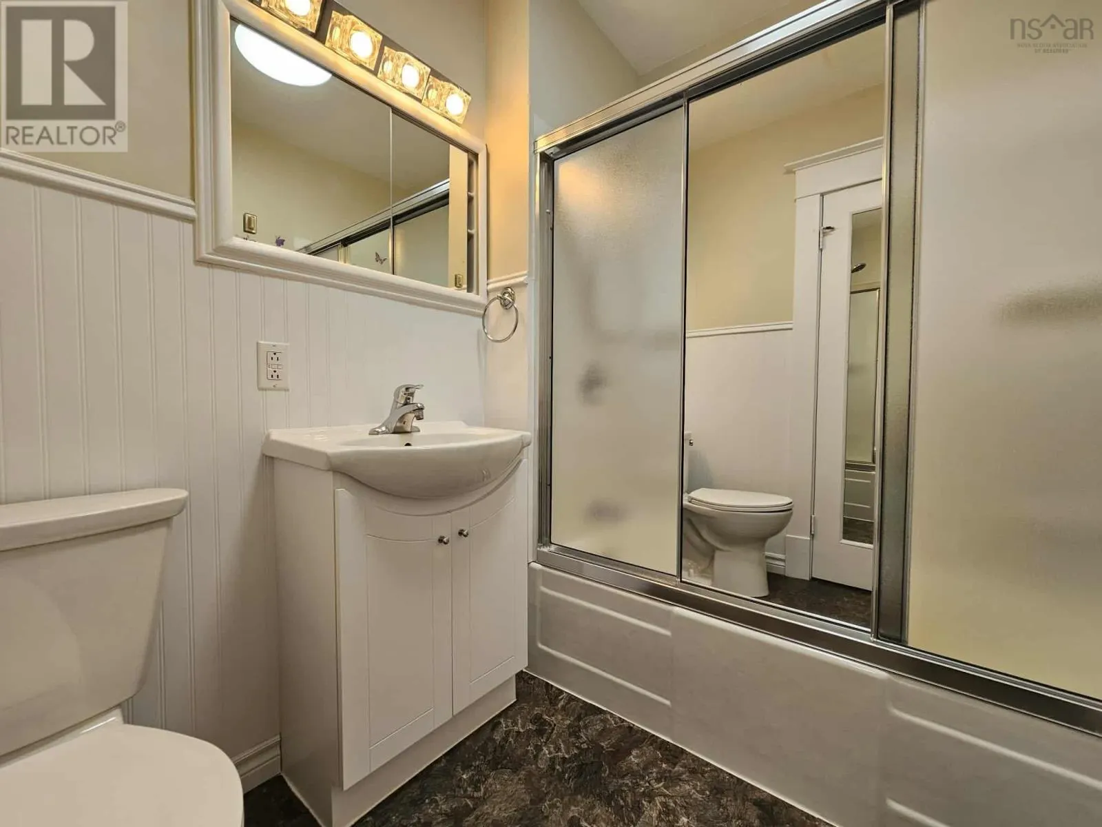 1442 Salmon River Road