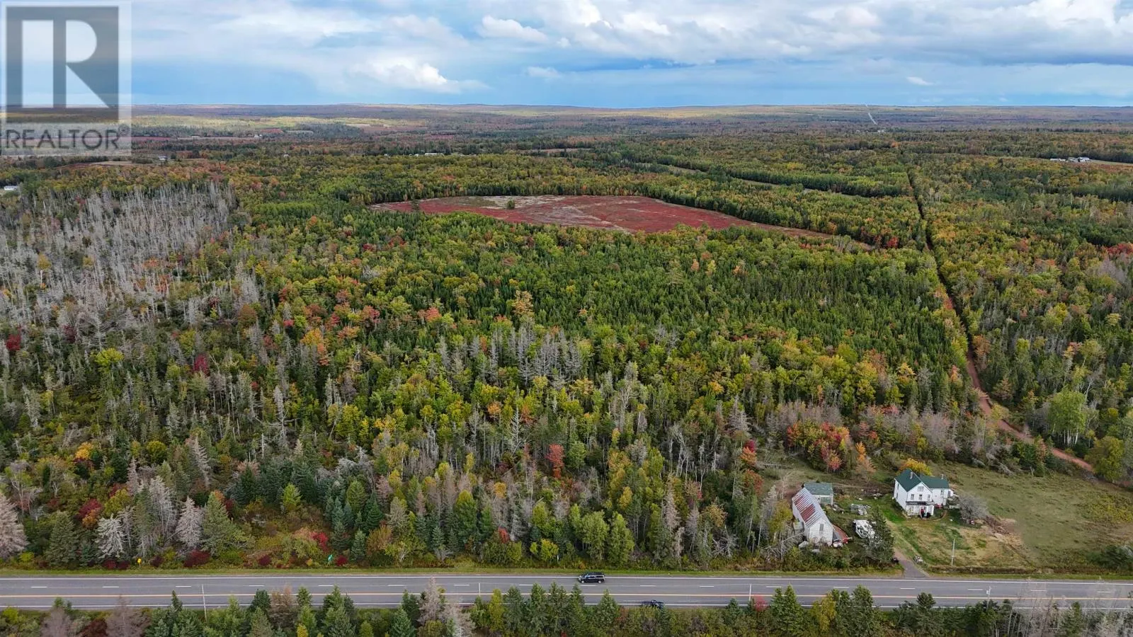 Lot Trans Canada Highway