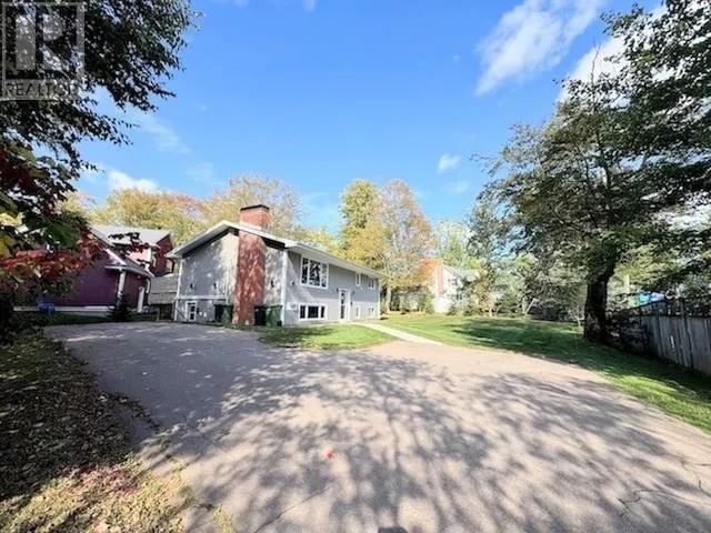 123 Parkside Drive