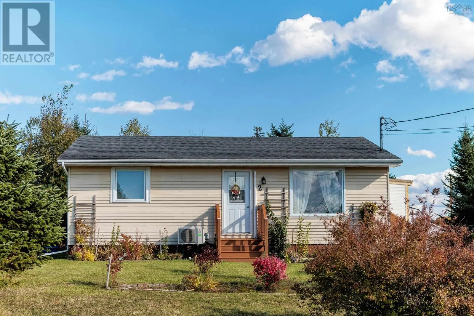2 Menlow Court