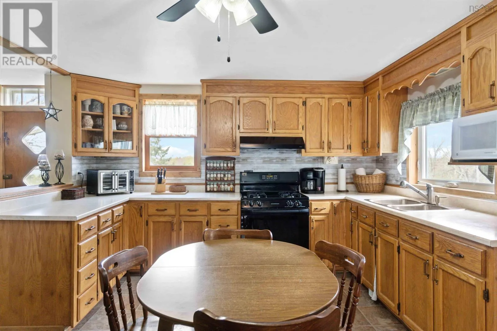 1256 Highway 1