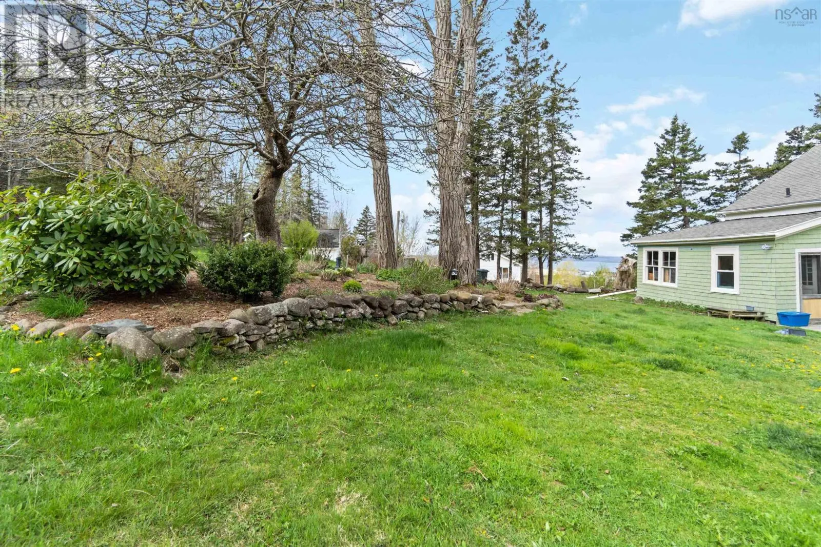 1256 Highway 1