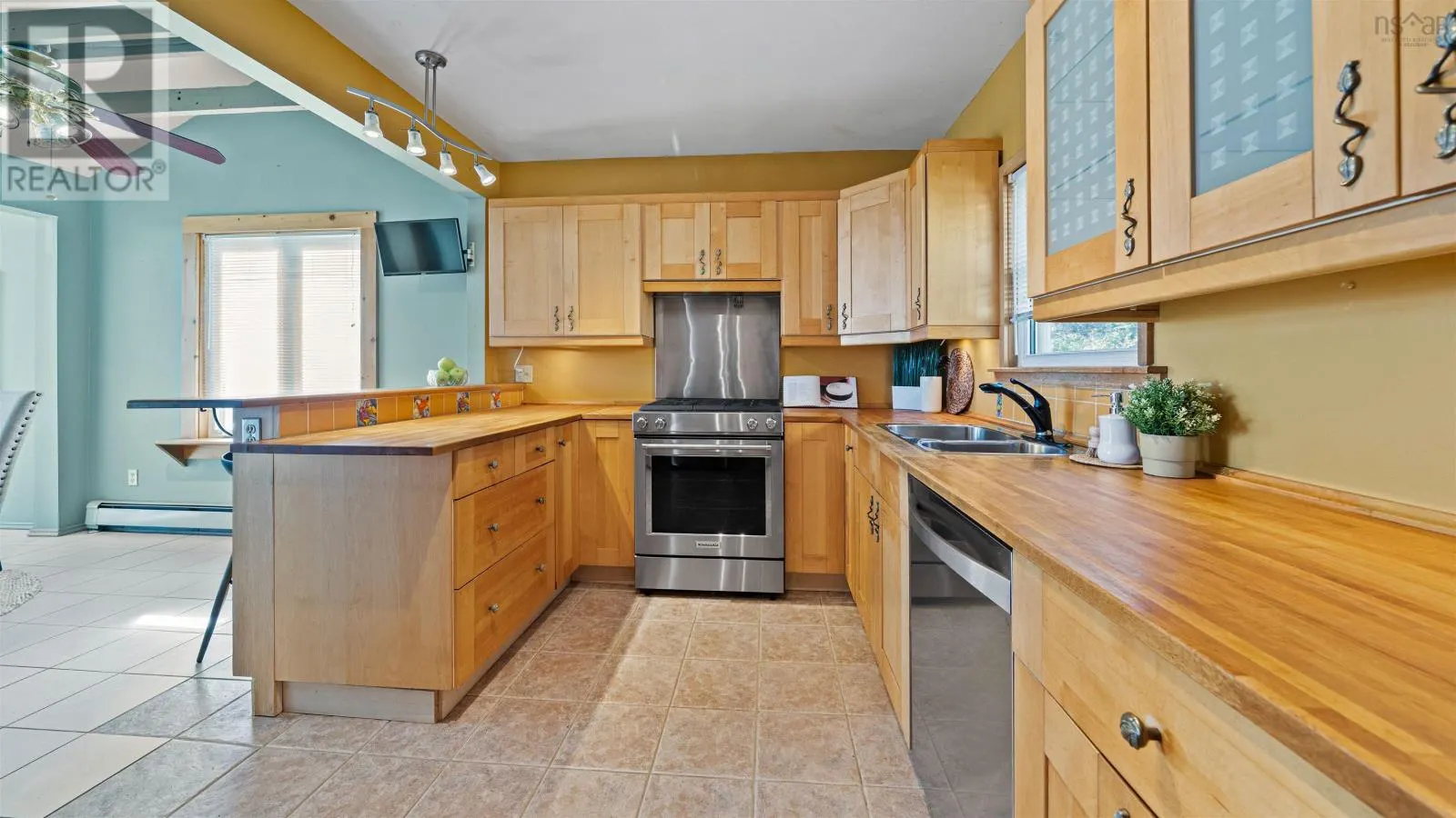 664 Ketch Harbour Road