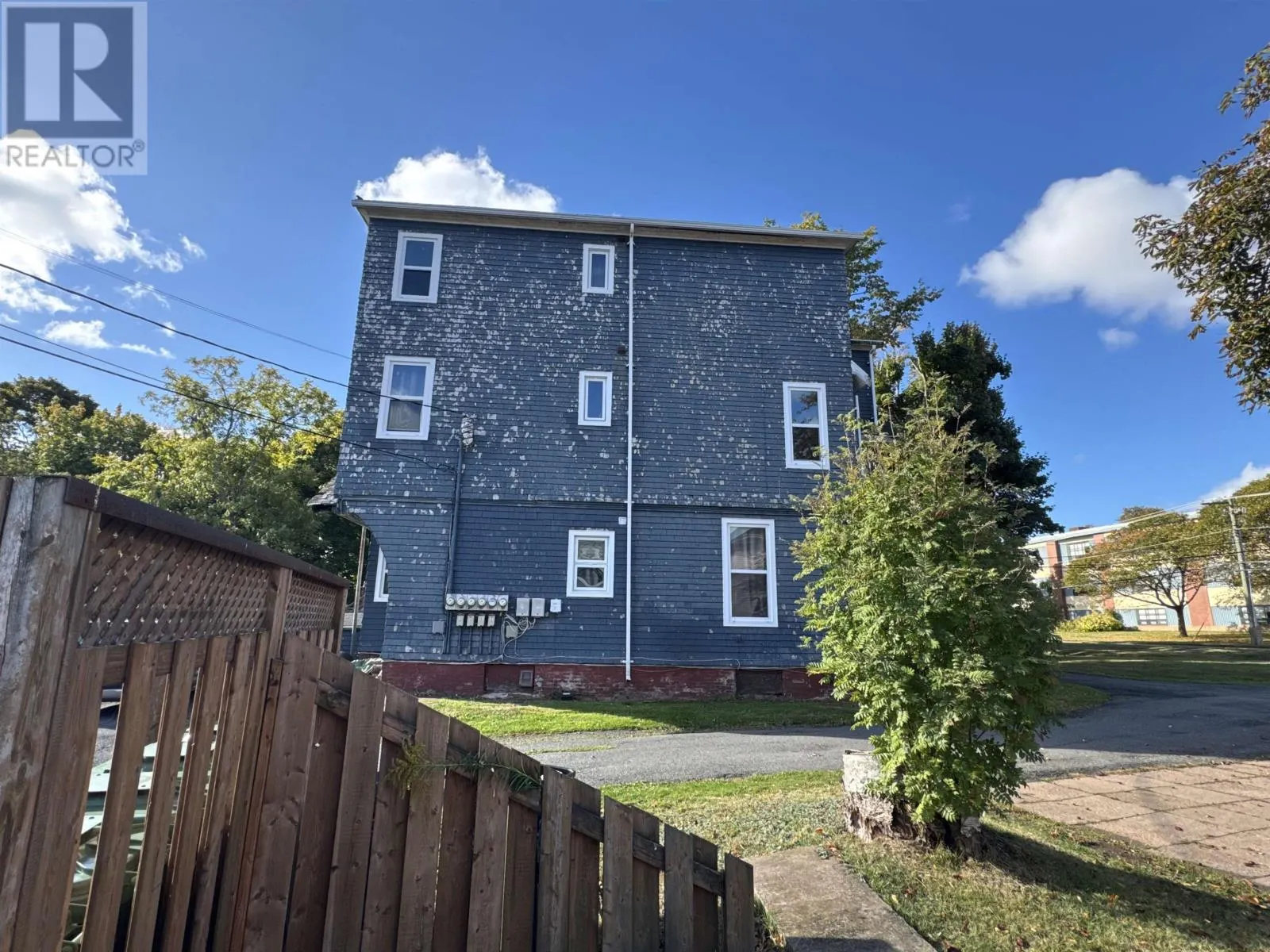70 Longworth Avenue