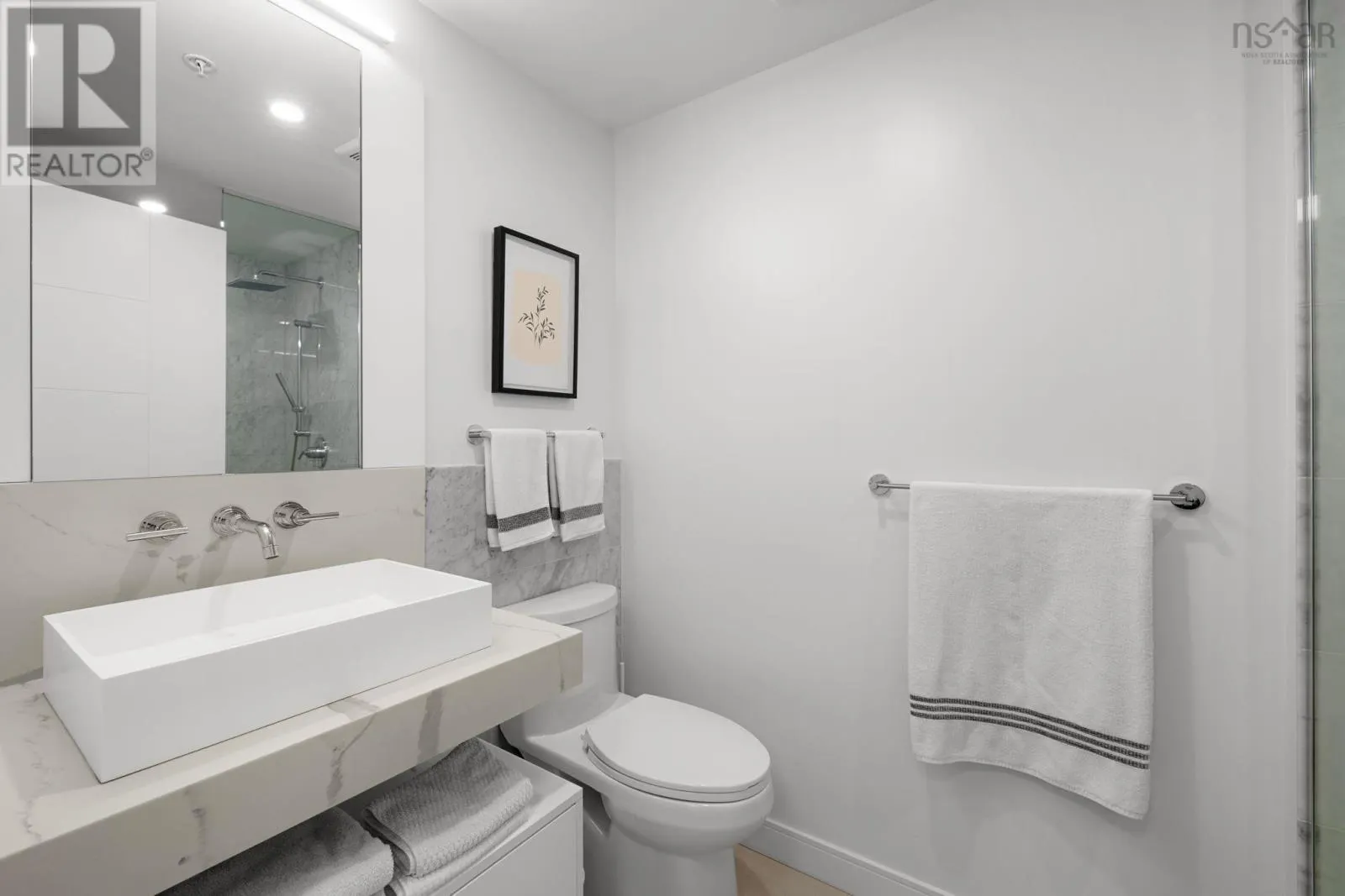 908 1650 Granville Street