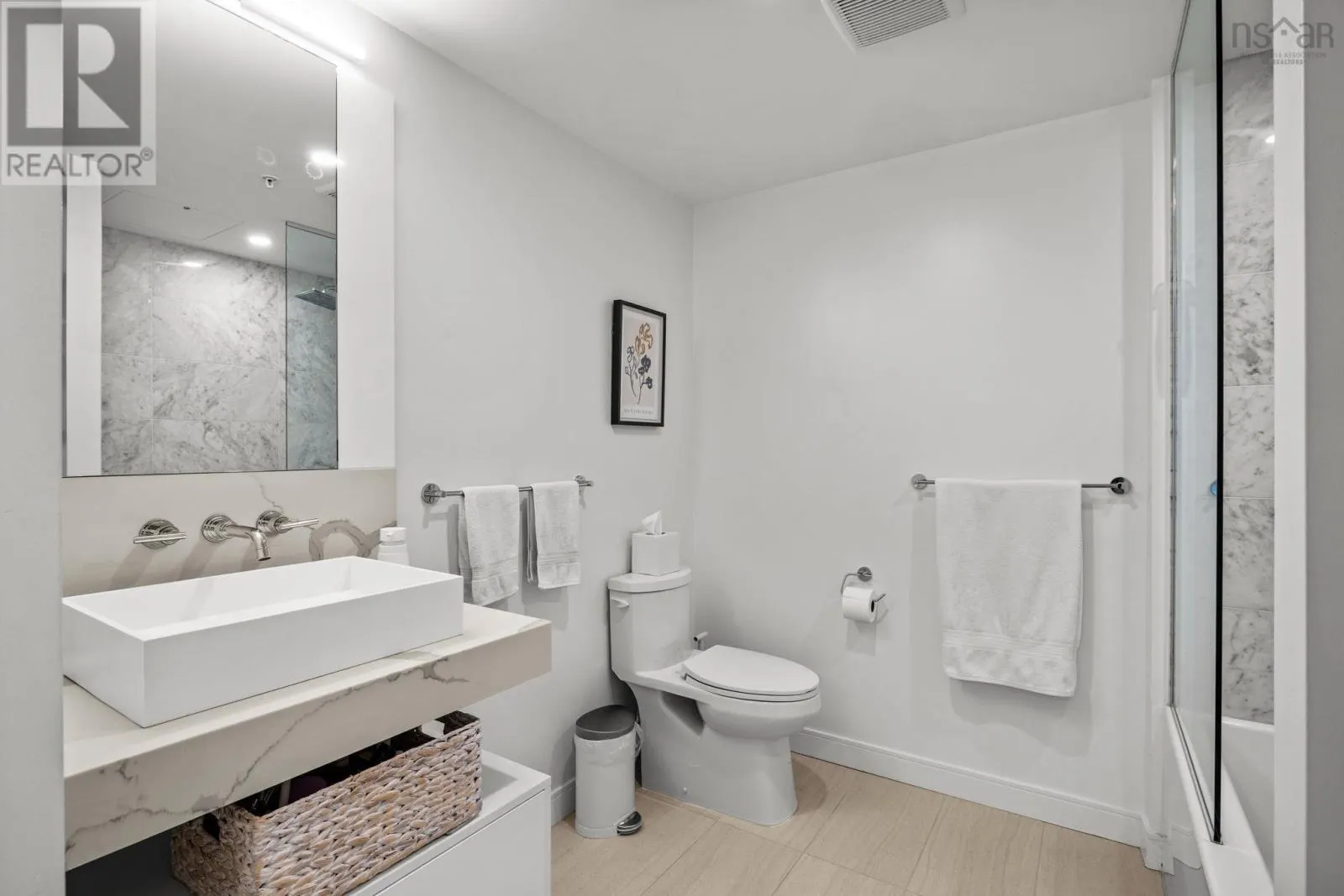 908 1650 Granville Street