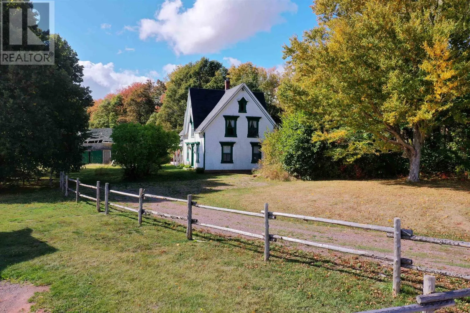 662 & 664 Long River Road