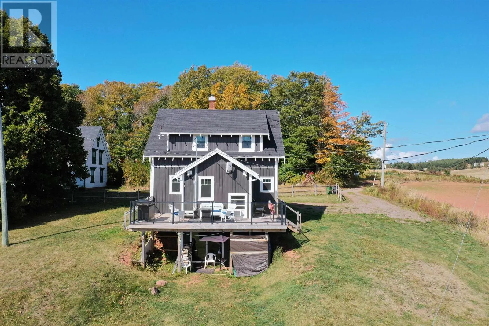 662 & 664 Long River Road
