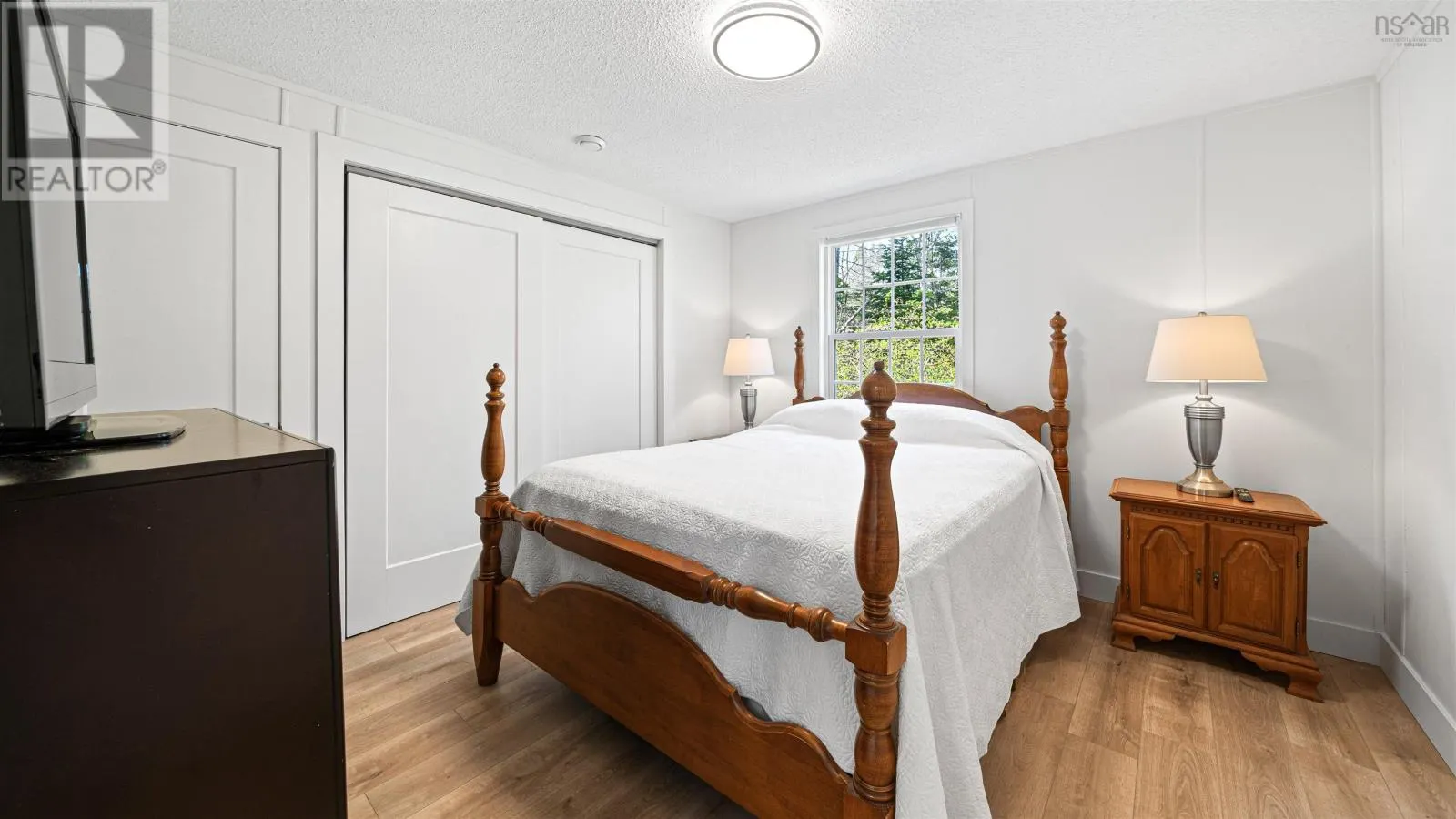 10 Bellwood Drive