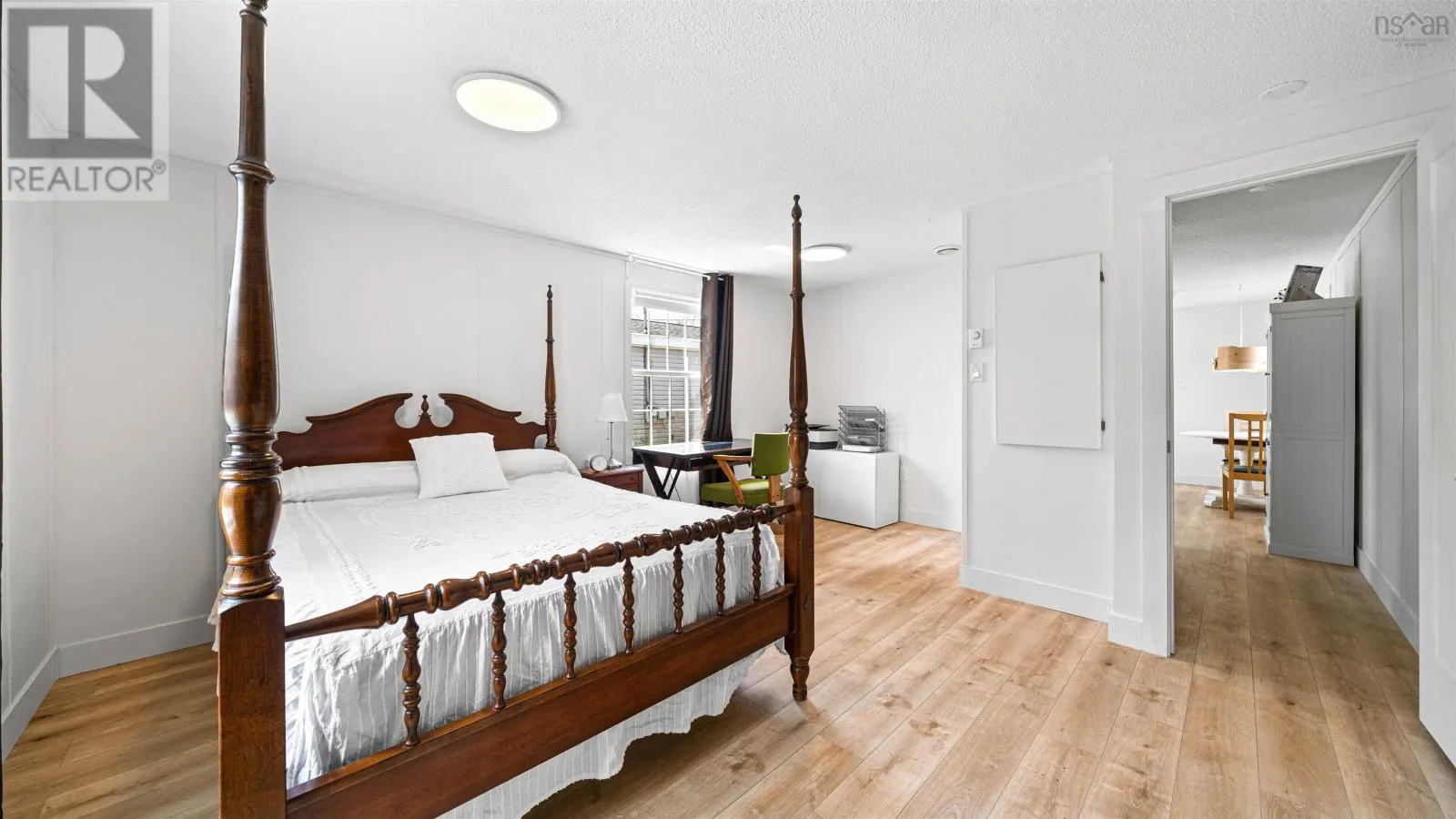 10 Bellwood Drive