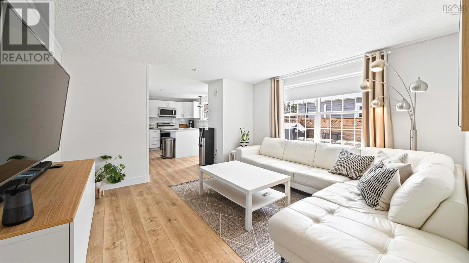 10 Bellwood Drive