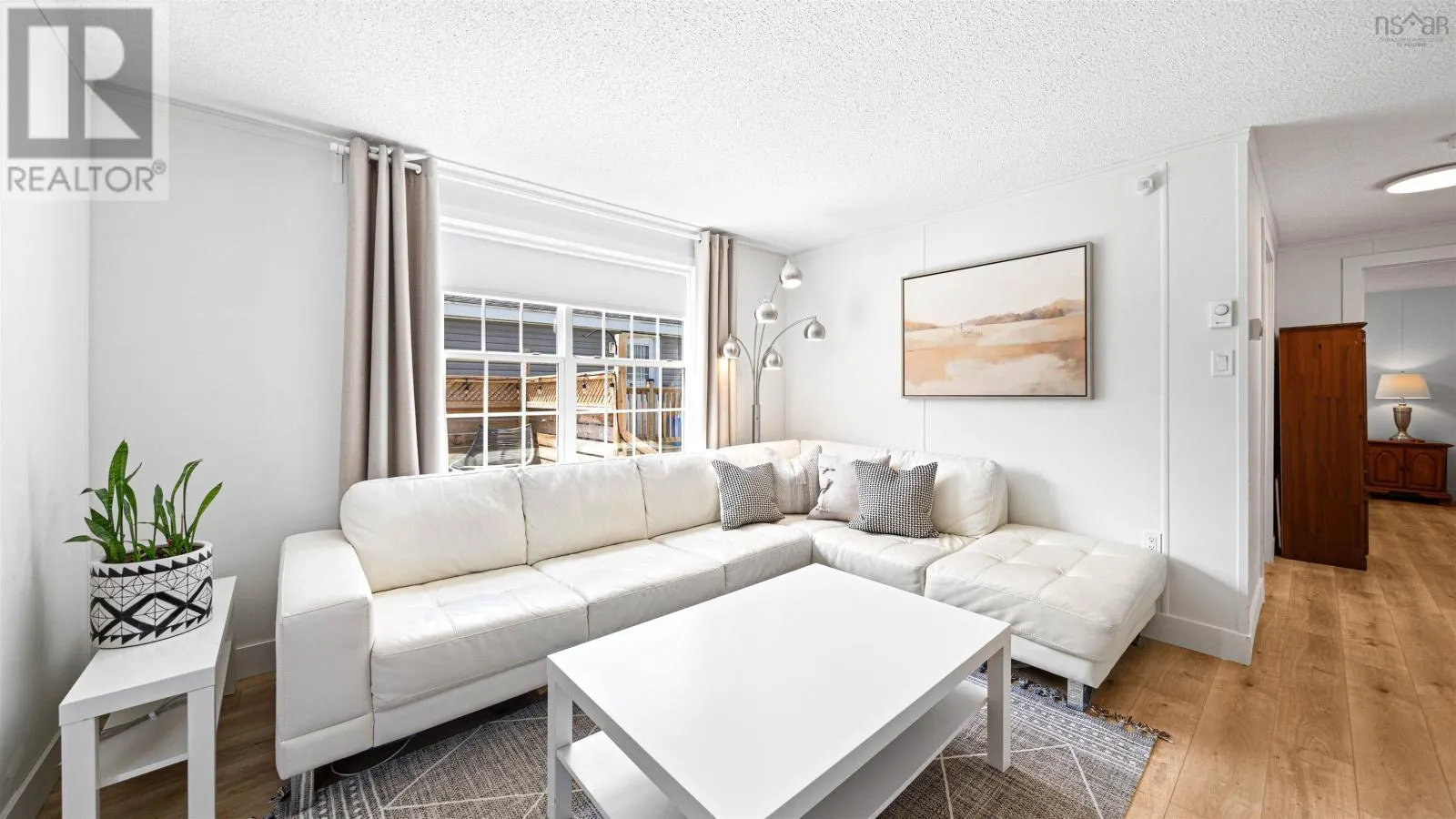 10 Bellwood Drive