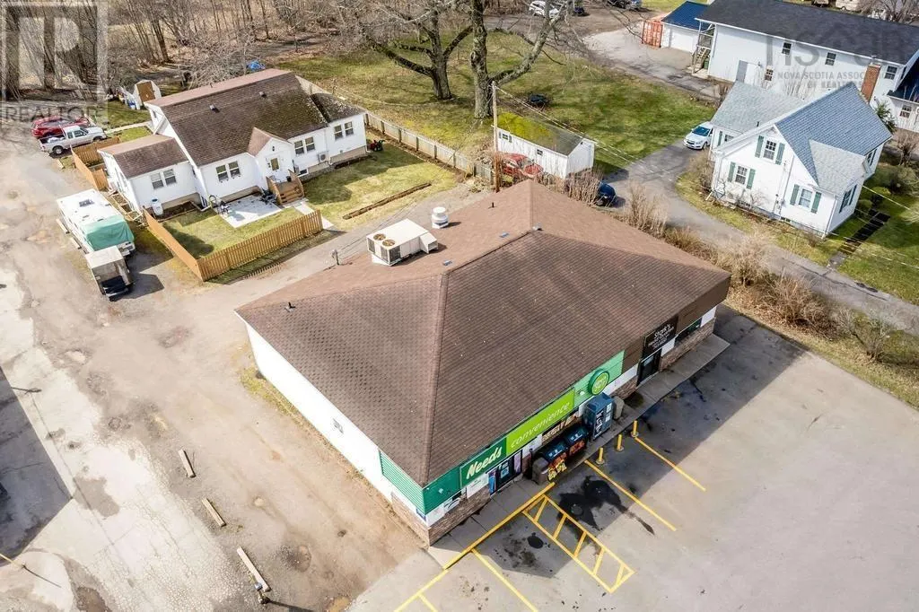 796 & 800 Main Street